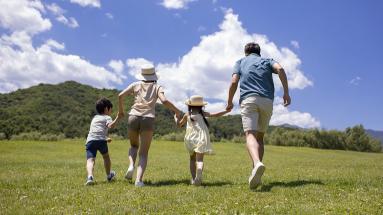 旅游市场持续升温 旅游消费加速回暖